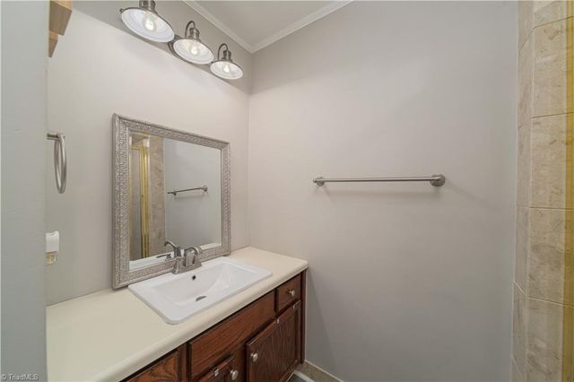 245 Mcknight Road, Advance, NC 27006