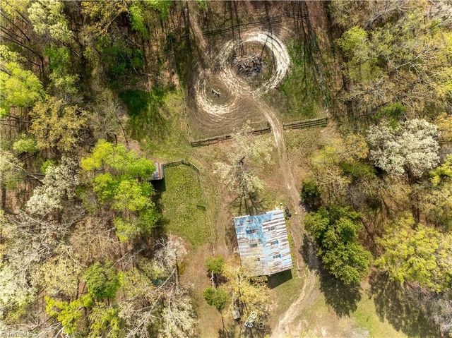 245 Mcknight Road, Advance, NC 27006