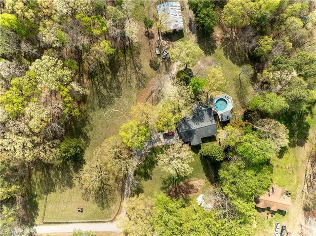 245 Mcknight Road, Advance, NC 27006