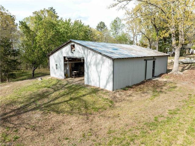 245 Mcknight Road, Advance, NC 27006