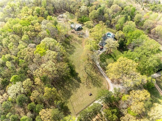 245 Mcknight Road, Advance, NC 27006