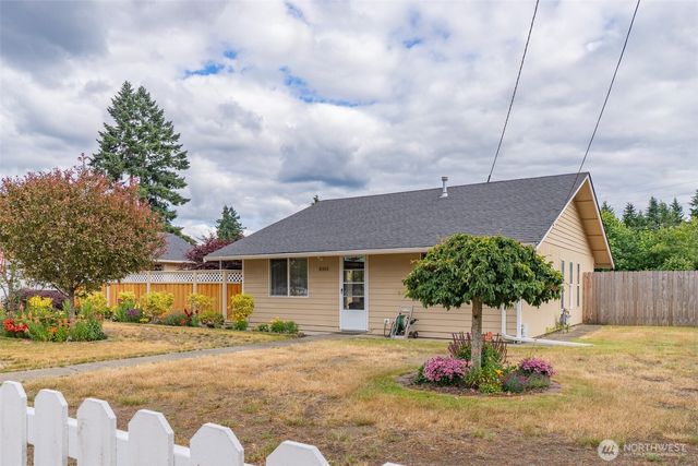 8303 9th Avenue SE, Olympia, WA 98513