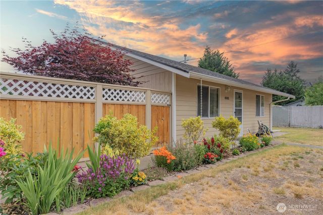 8303 9th Avenue SE, Olympia, WA 98513
