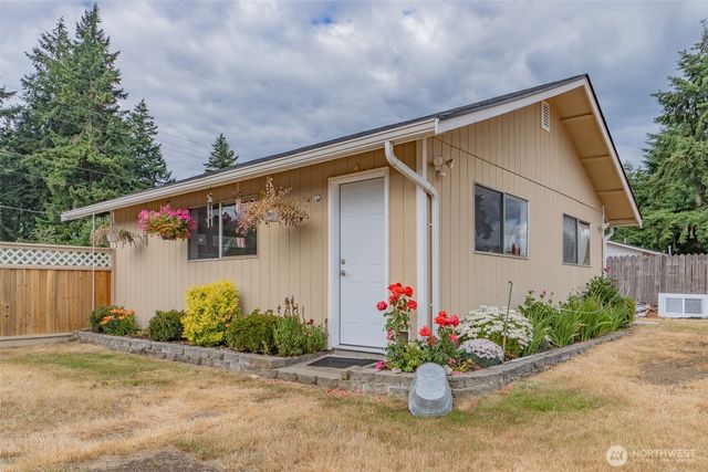 8303 9th Avenue SE, Olympia, WA 98513