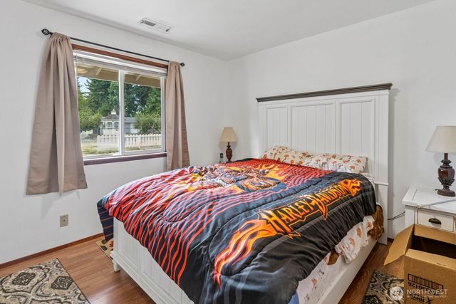 8303 9th Avenue SE, Olympia, WA 98513