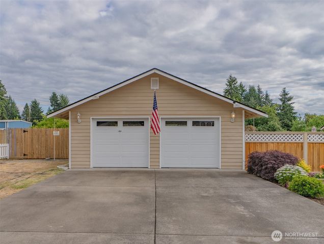 8303 9th Avenue SE, Olympia, WA 98513
