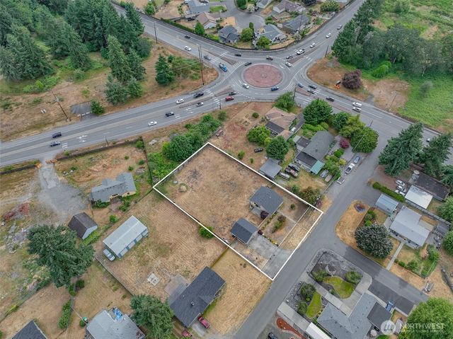 8303 9th Avenue SE, Olympia, WA 98513