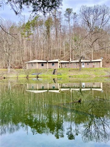 258 Sterling Rd, Darlington, PA 16115
