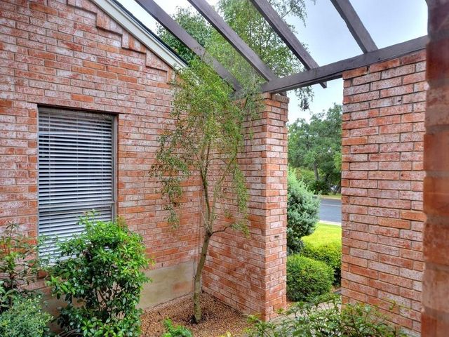4700 Trail West DR, Austin, TX 78735