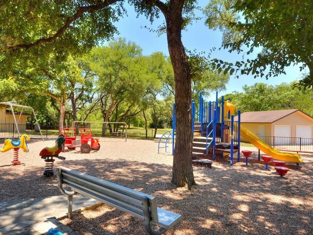 4700 Trail West DR, Austin, TX 78735