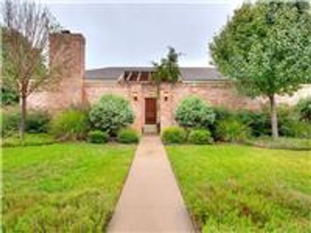 4700 Trail West DR, Austin, TX 78735