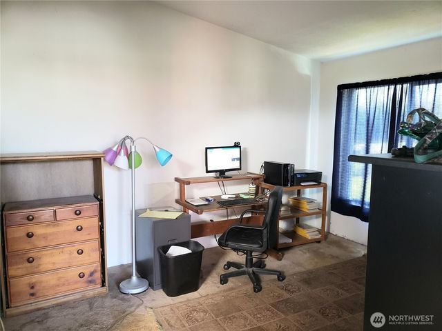 2200 Oak Ave #49, Enumclaw, WA 98022