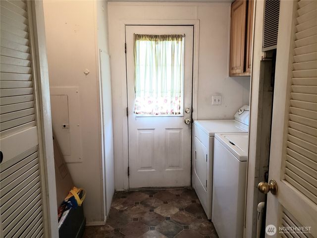 2200 Oak Ave #49, Enumclaw, WA 98022