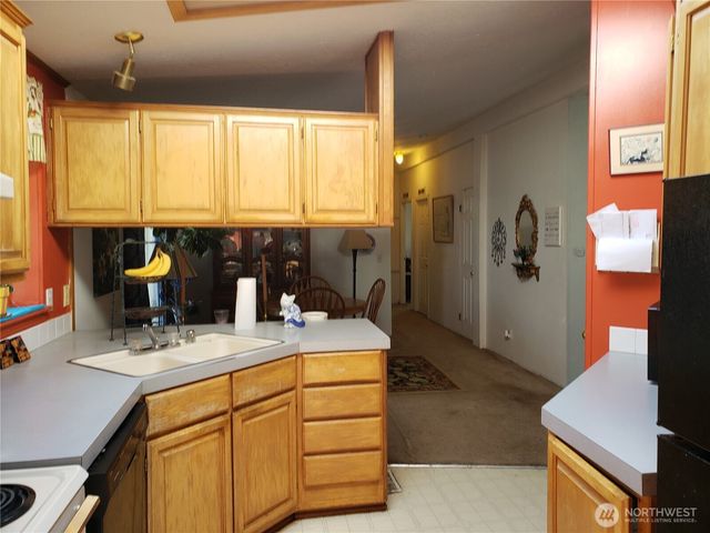 2200 Oak Ave #49, Enumclaw, WA 98022