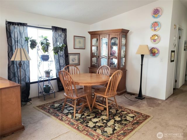 2200 Oak Ave #49, Enumclaw, WA 98022