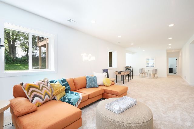 1600 Marina Cove Drive, Polk City, IA 50226