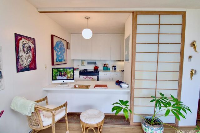 1515 Nuuanu Avenue 2155, Honolulu, HI 96817