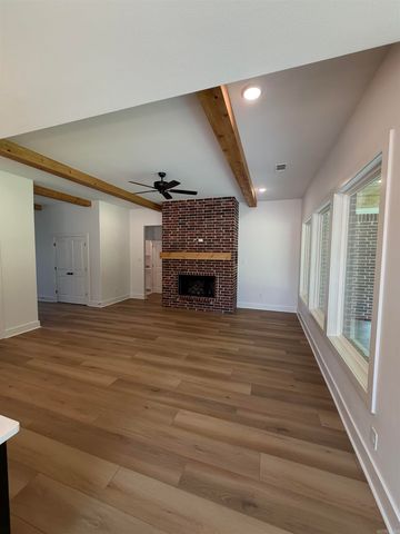 3933 Spencer Crossing, Benton, AR 72019