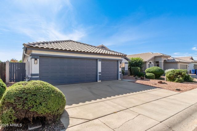 3129 E Oraibi Drive, Phoenix, AZ 85050