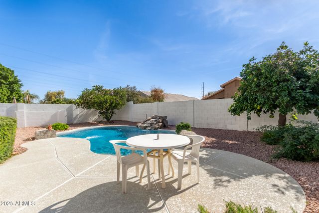 3129 E Oraibi Drive, Phoenix, AZ 85050