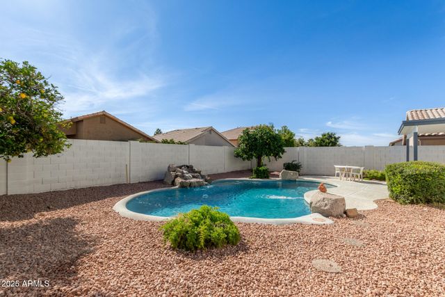 3129 E Oraibi Drive, Phoenix, AZ 85050
