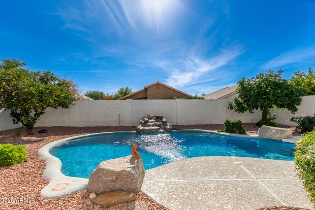 3129 E Oraibi Drive, Phoenix, AZ 85050