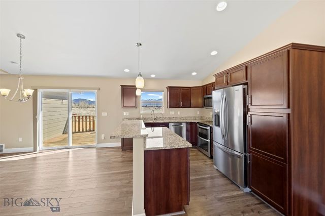 6 Holly Lane, Butte, MT 59701