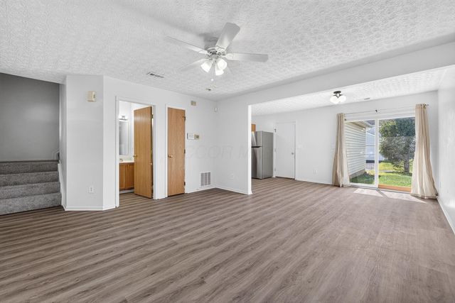 5441 Poolbeg Street, 249, Canal Winchester, OH 43110
