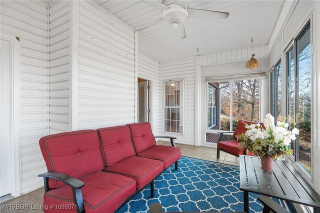 1901 Red Brown Place, Greenwood, AR 72936