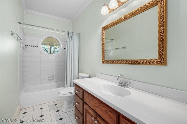 1901 Red Brown Place, Greenwood, AR 72936