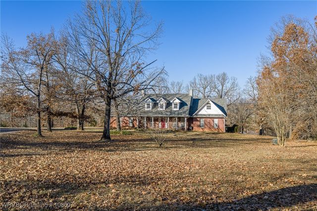1901 Red Brown Place, Greenwood, AR 72936