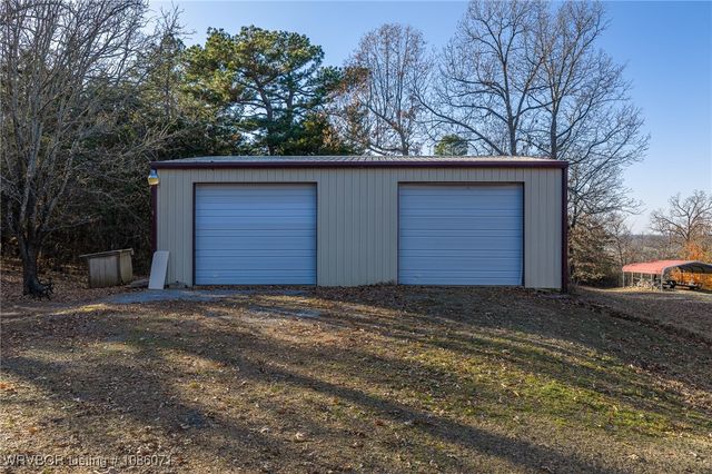 1901 Red Brown Place, Greenwood, AR 72936
