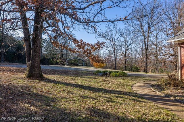 1901 Red Brown Place, Greenwood, AR 72936