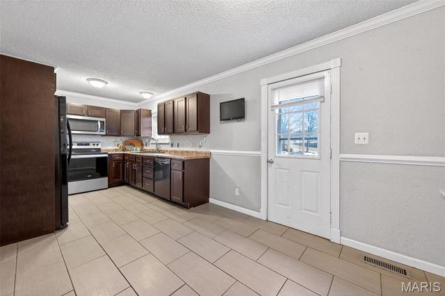 1612 N 6th Street, De Soto, MO 63020