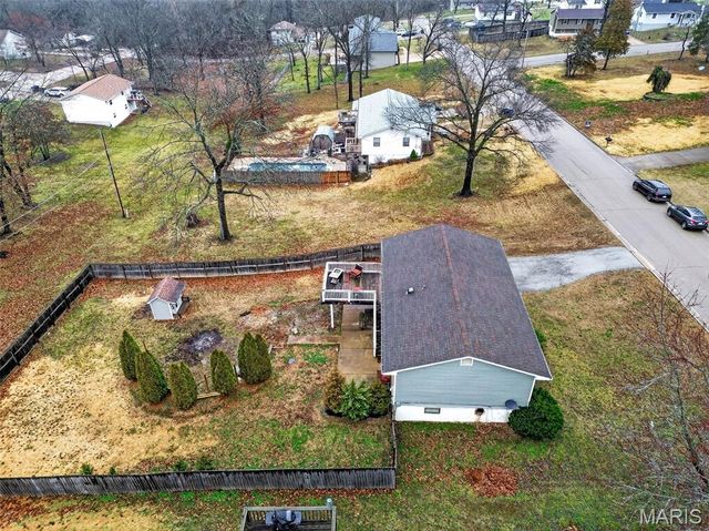 1612 N 6th Street, De Soto, MO 63020