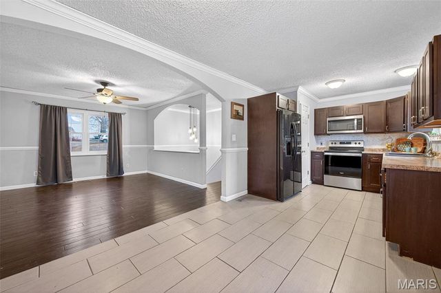 1612 N 6th Street, De Soto, MO 63020