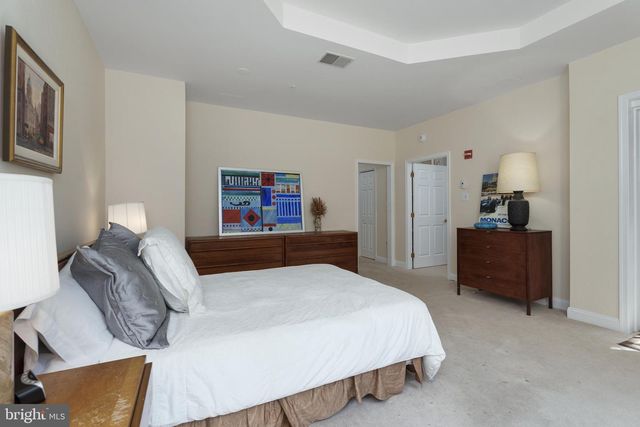 2140 WINDROW DR, Princeton, NJ 08540
