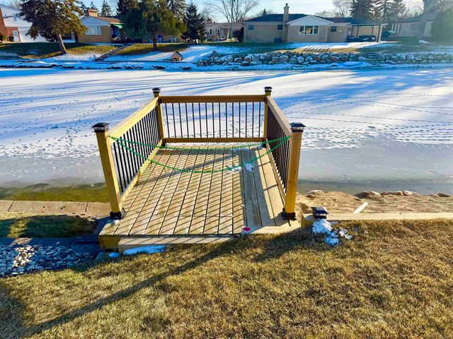 5100 Stellar Rd Road, Shelby Twp, MI 48316