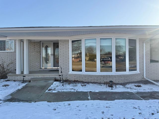 5100 Stellar Rd Road, Shelby Twp, MI 48316