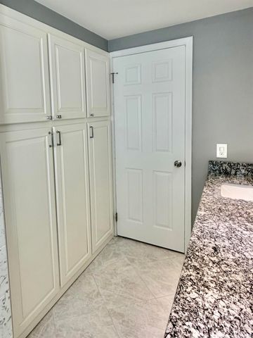 5100 Stellar Rd Road, Shelby Twp, MI 48316