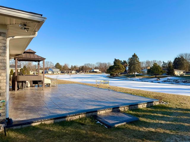 5100 Stellar Rd Road, Shelby Twp, MI 48316