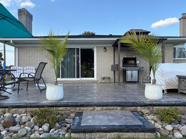 5100 Stellar Rd Road, Shelby Twp, MI 48316