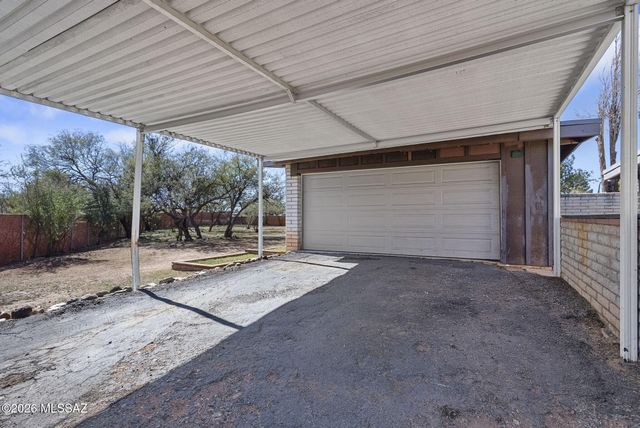 4621 W Tumacacori Drive, Amado, AZ 85645