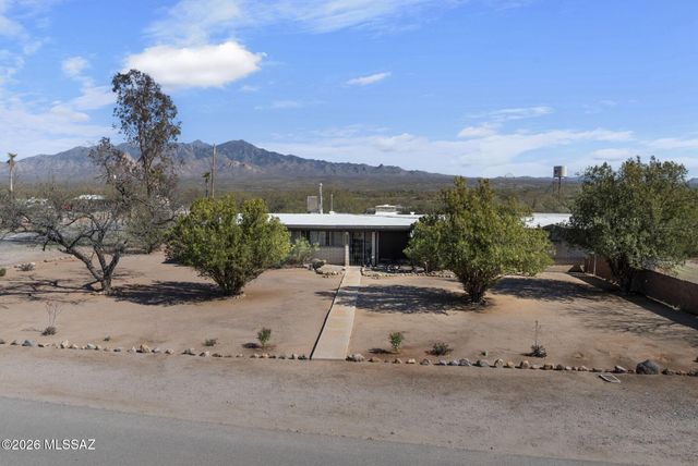 4621 W Tumacacori Drive, Amado, AZ 85645