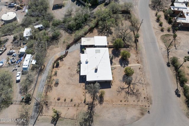 4621 W Tumacacori Drive, Amado, AZ 85645