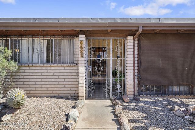 4621 W Tumacacori Drive, Amado, AZ 85645