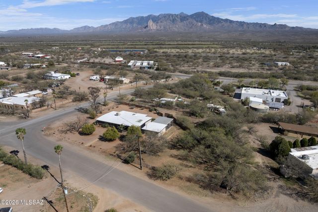 4621 W Tumacacori Drive, Amado, AZ 85645