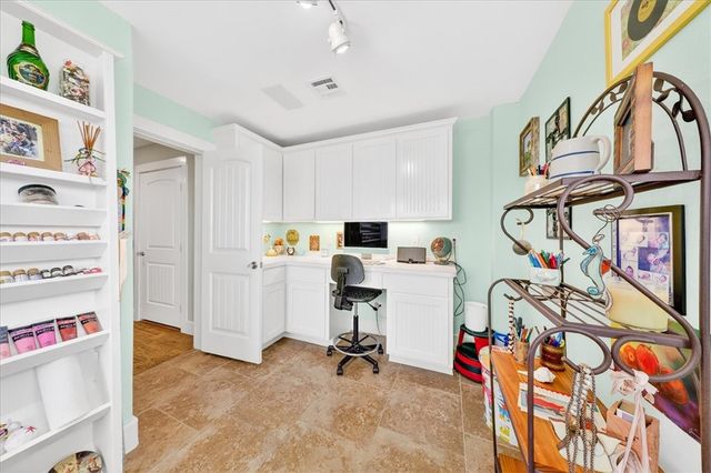 540 Ocean View Dr, Port Aransas, TX 78373