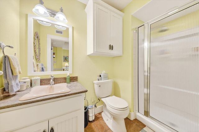 540 Ocean View Dr, Port Aransas, TX 78373