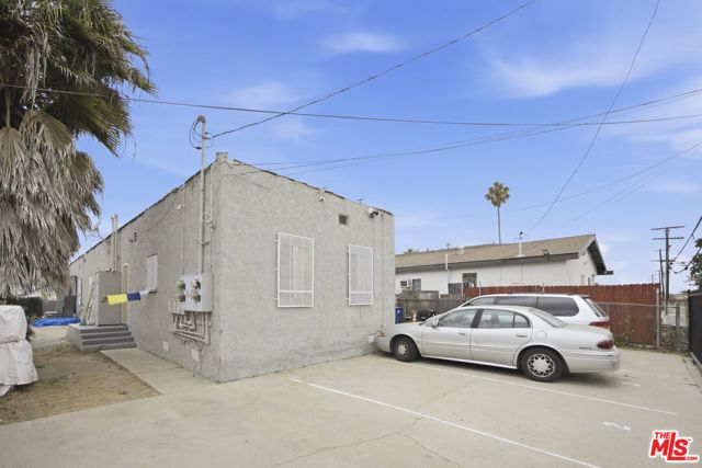 10712 S Broadway, Los Angeles, CA 90061
